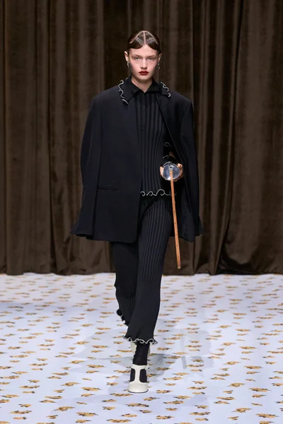Look 31